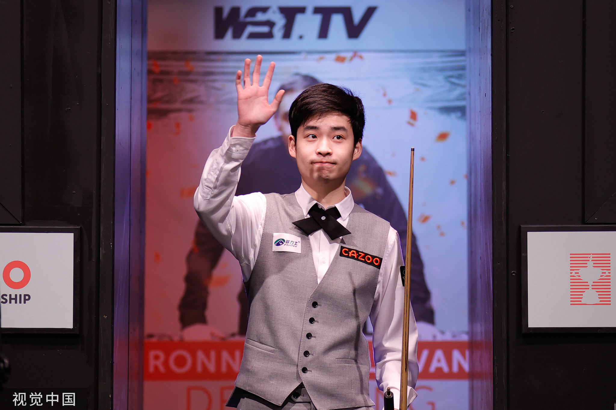 箭施加了巨 箭施加了巨