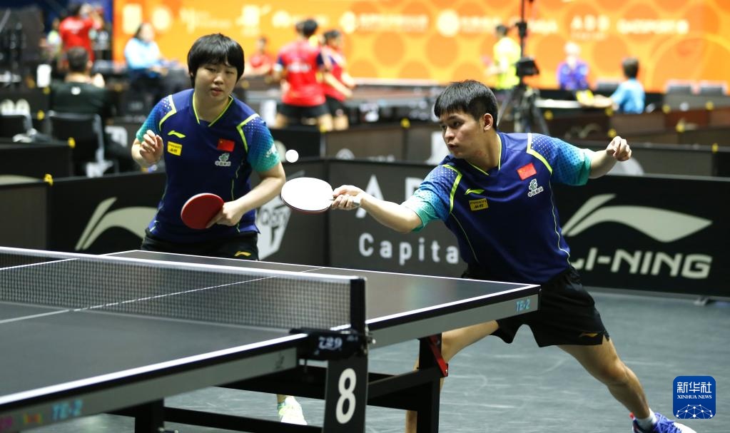 西蒙斯与快 西蒙斯与快