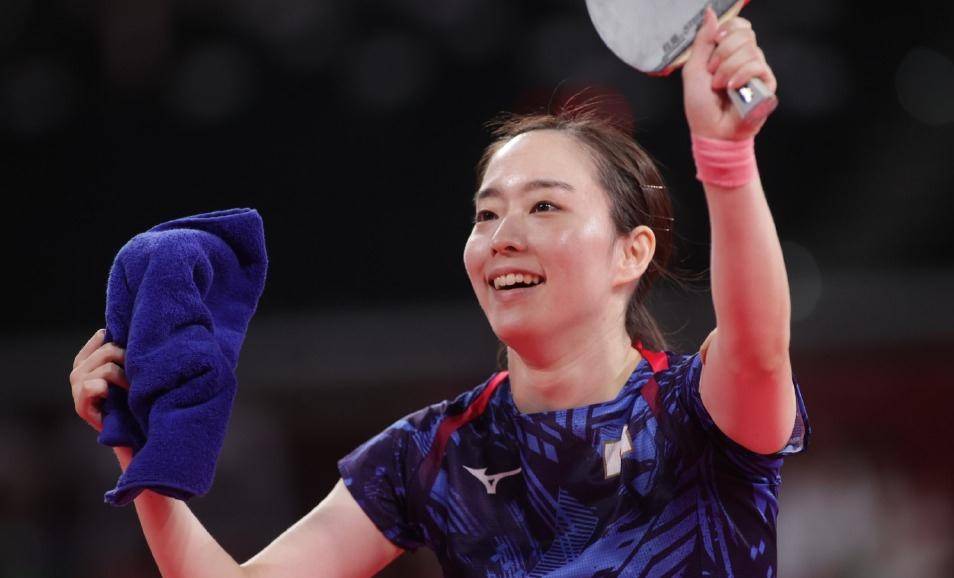 在镜头前 在镜头前