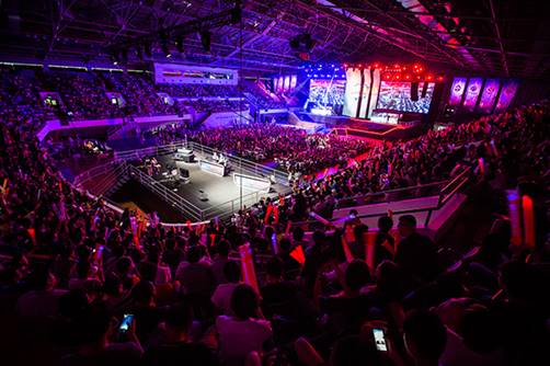 盯着那十个 盯着那十个